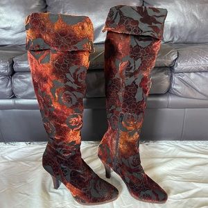 POETIC LICENCE Crushed Velvet Knee-High Boot
